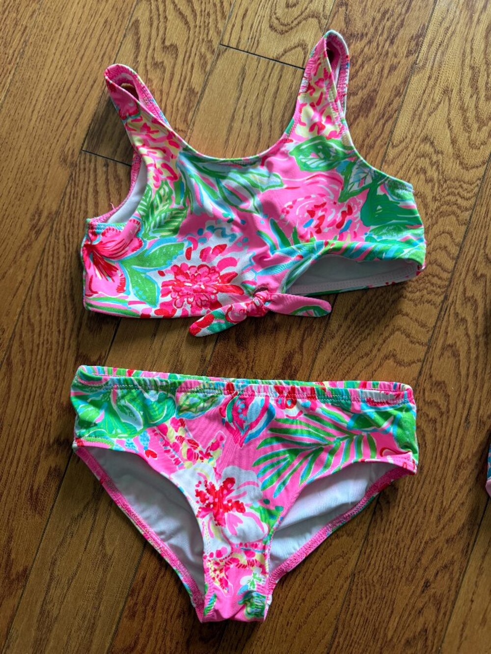 Girls Lilly Pulitzer Bikini Size: 5